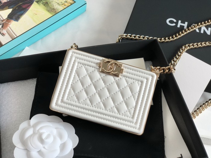 Handbag Chanel size 11*7.5*2.4 cm