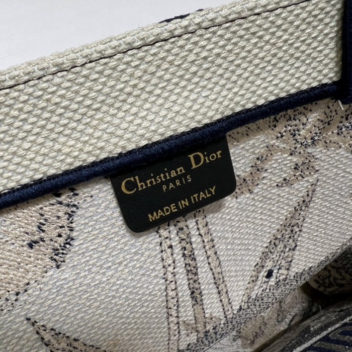 Handbag Dior 8001 size 41*32 cm