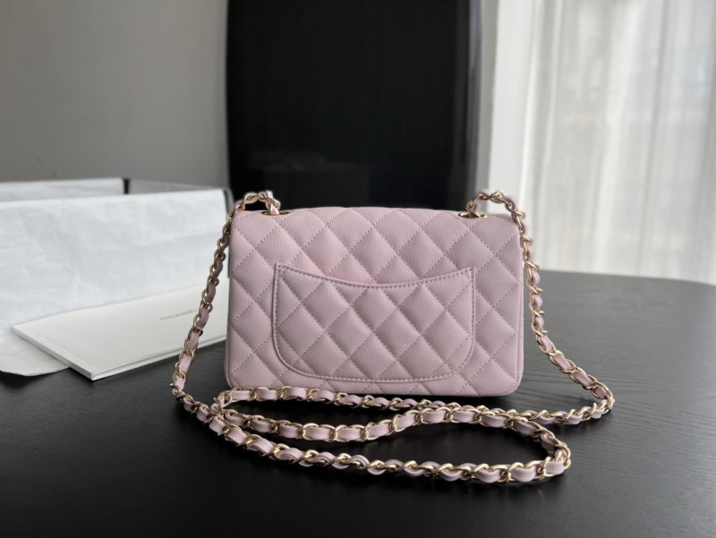 Handbag Chanel size 20 cm