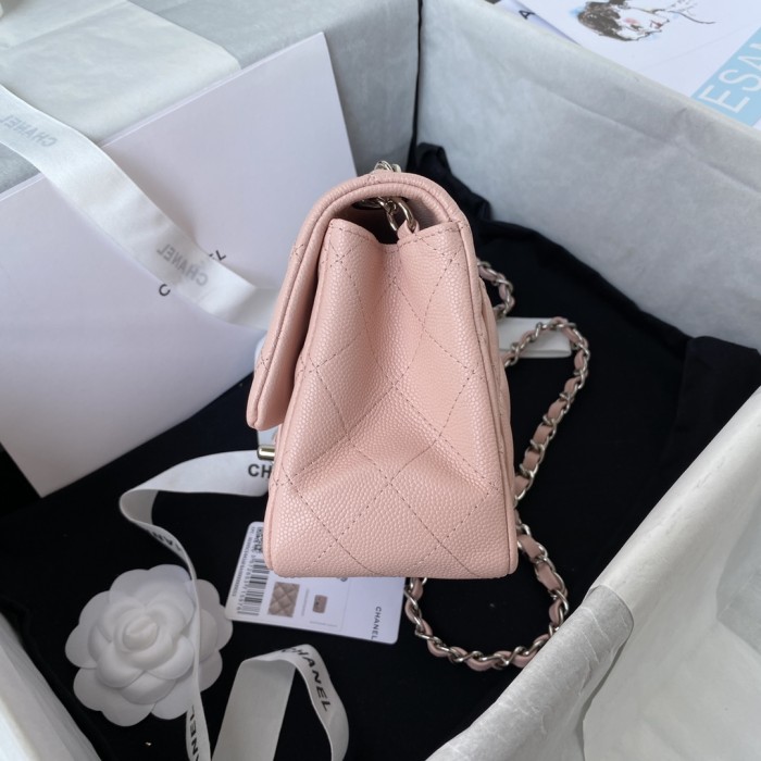 Handbag Chanel size 17 cm