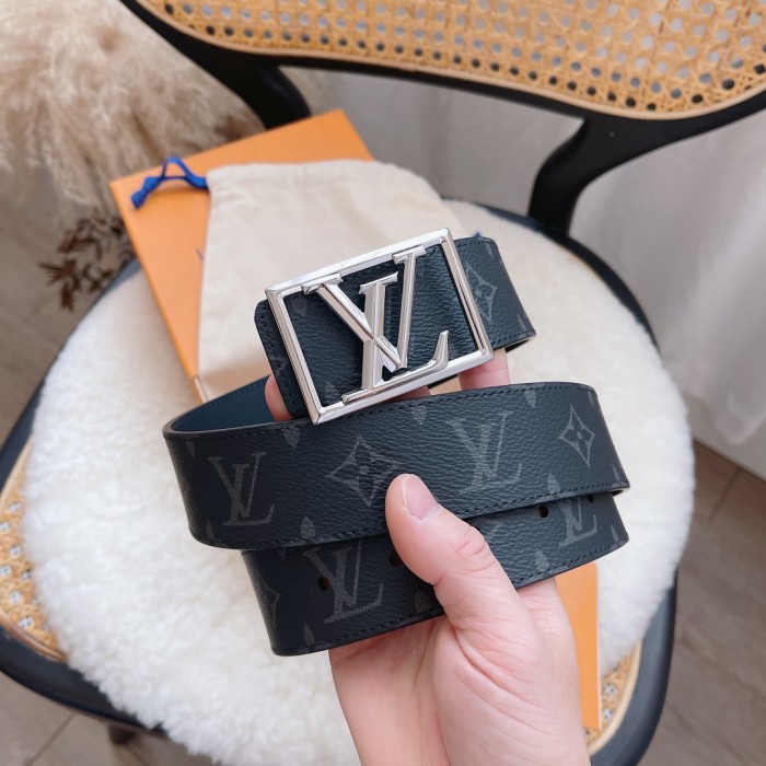Louis Vuitton Belt 3 (width 4cm)