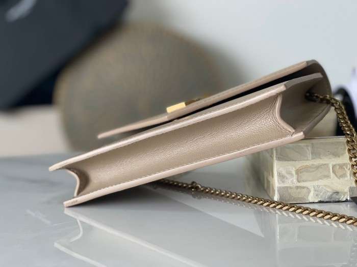 Handbags SAINT LAURENT 743050 size 19*12.5*3.5 cm