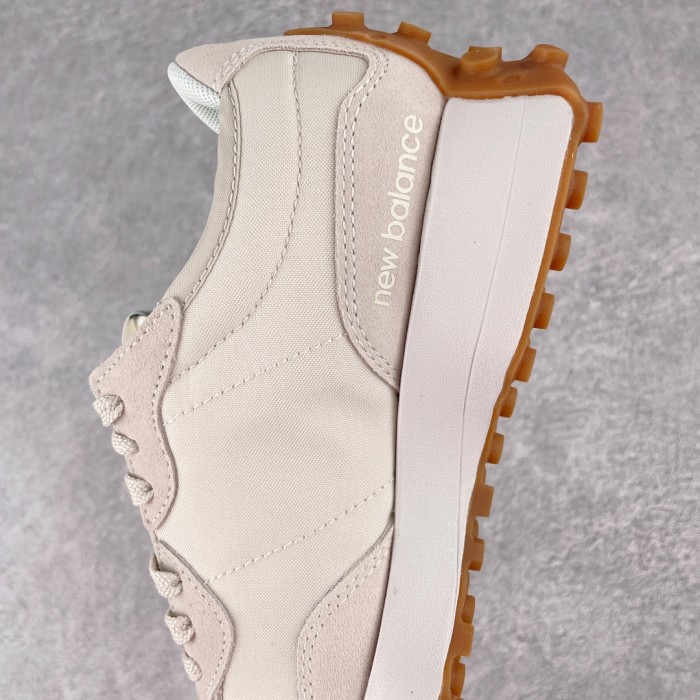 New Balance 327 Sneaker 2