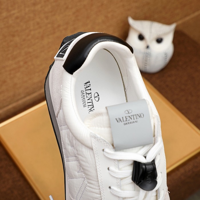 Valentino Garavani Low-top sneakers 15