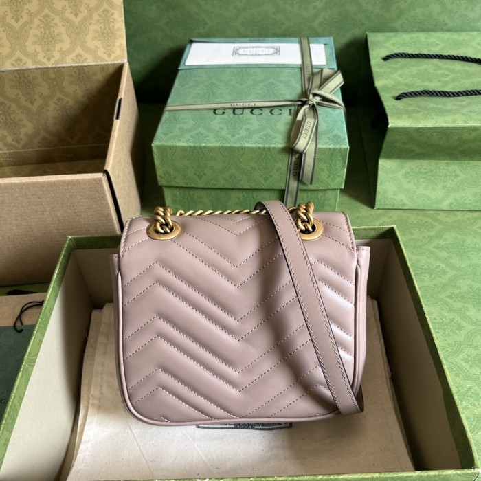 Handbag Gucci 739682 size 18*13.5*8 cm