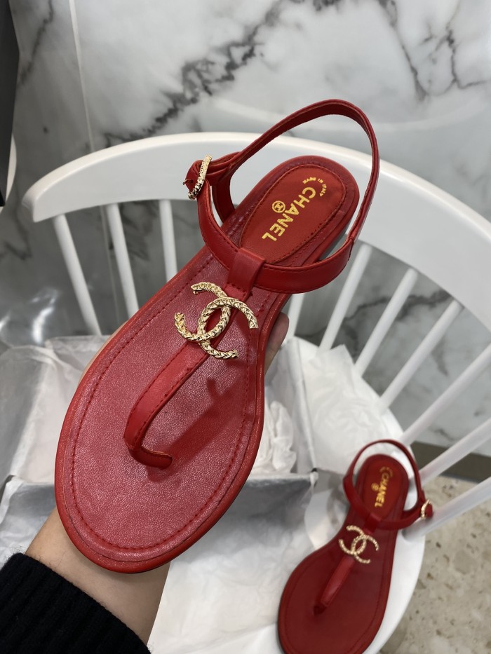 Chanel Slides 26