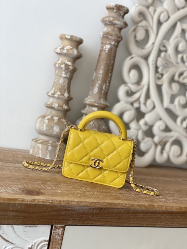 Handbag Chanel 81209 size 12.5 cm