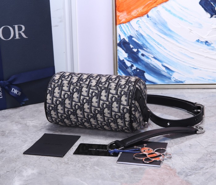 Handbag Dior 93312 size 17*11 cm