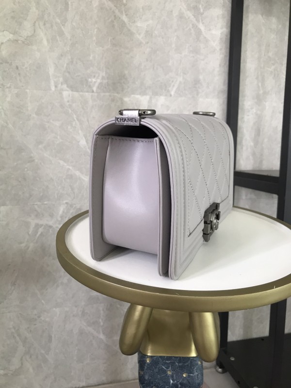 Handbag Chanel 67086 size 14.5×25×8 cm