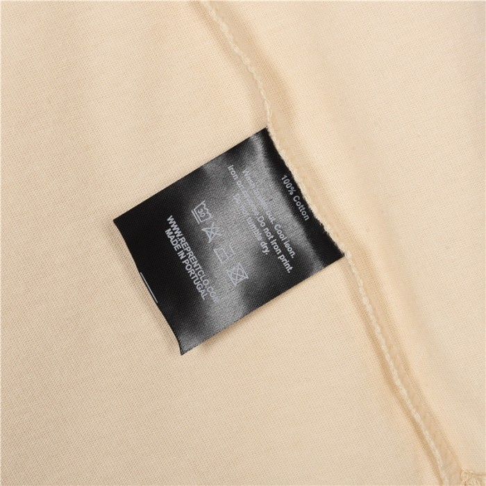 Clothes Represent 20