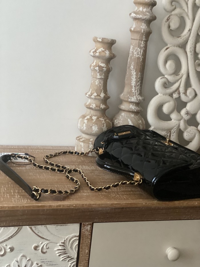 Handbag Chanel AS3653 size 25x21.5x7 cm