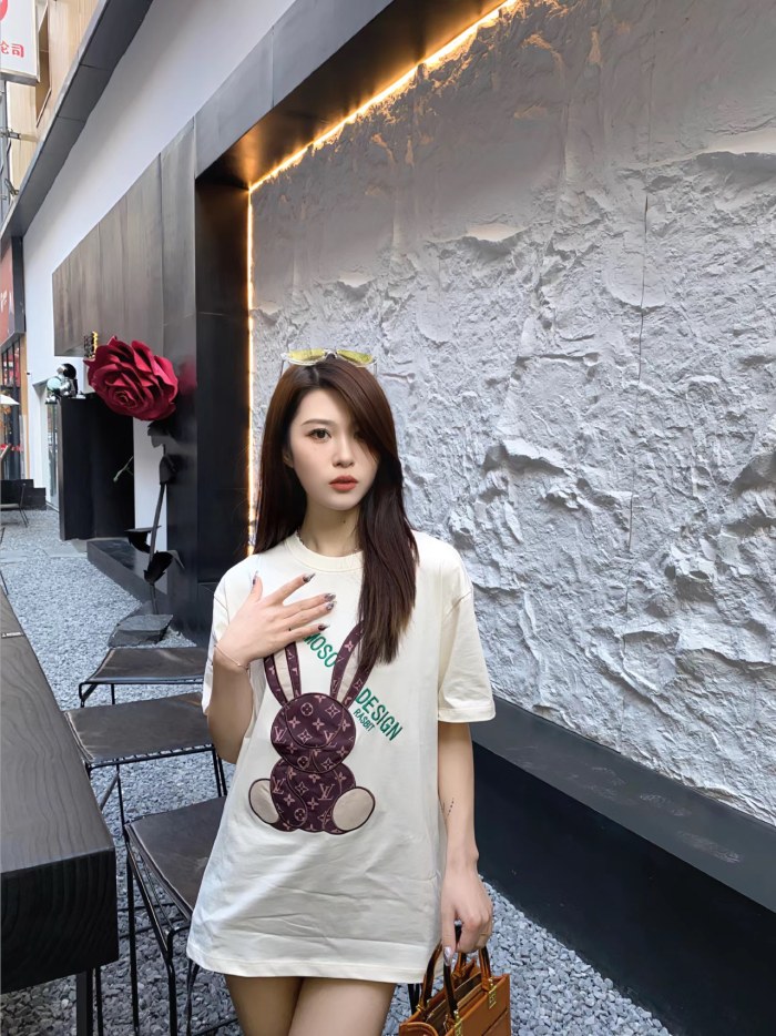 Clothes Louis Vuitton 144