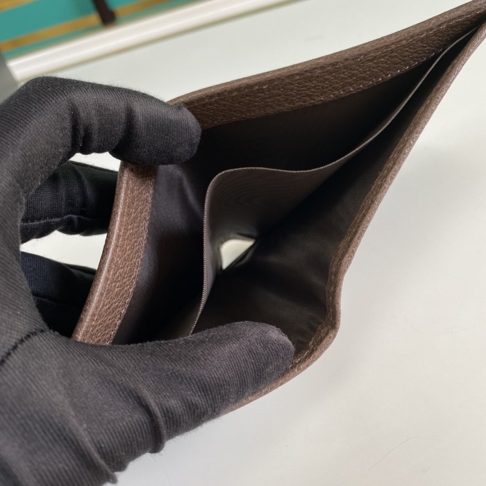 Handbag Gucci 647937 size 11*9*1.5 cm