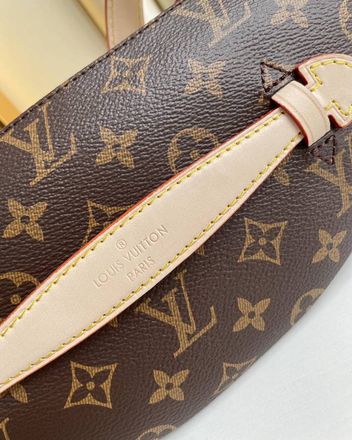 Handbag Louis Vuitton M43644 size 37×14×13cm