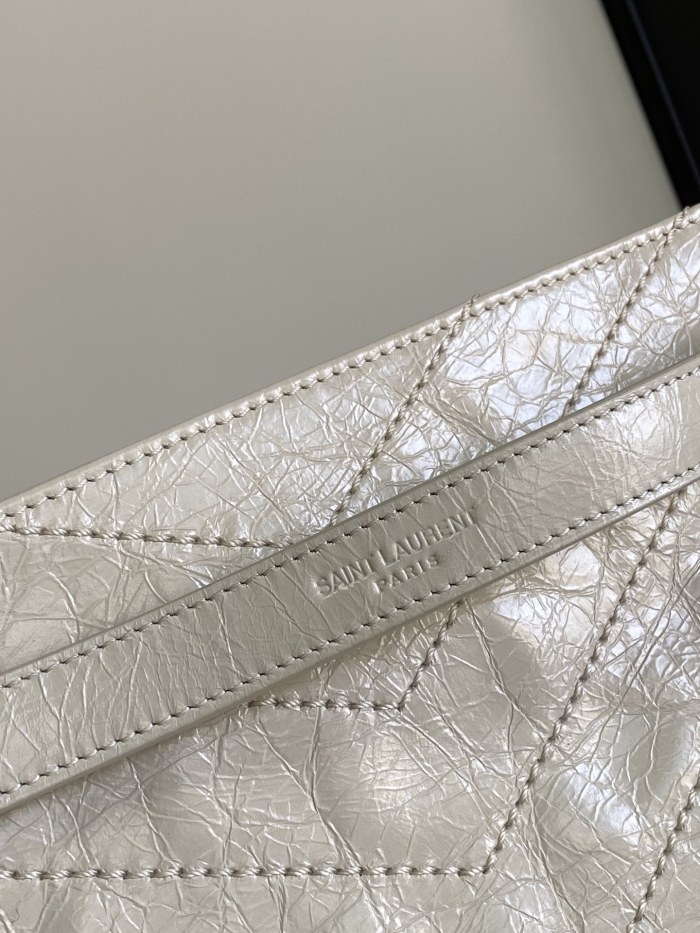 Handbags SAINT LAURENT 577999 size 33x27x11.5 cm