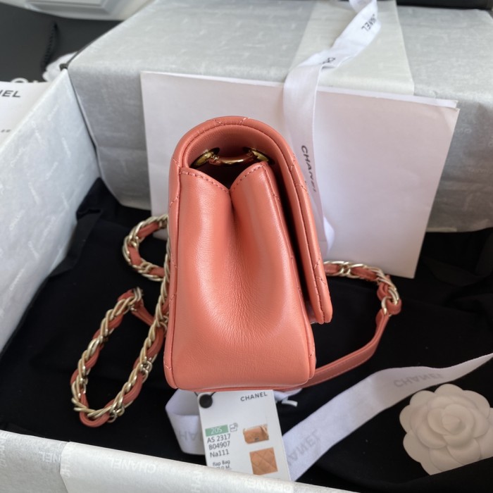 Handbag Chanel size 19 cm