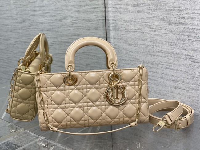 Handbag Dior size 26*6*14 cm