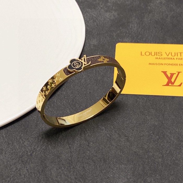 Jewelry Louis Vuitton 9