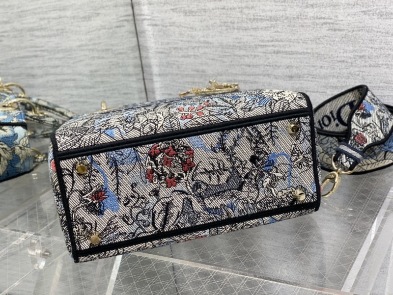 Handbag Dior size 24*11*20 cm