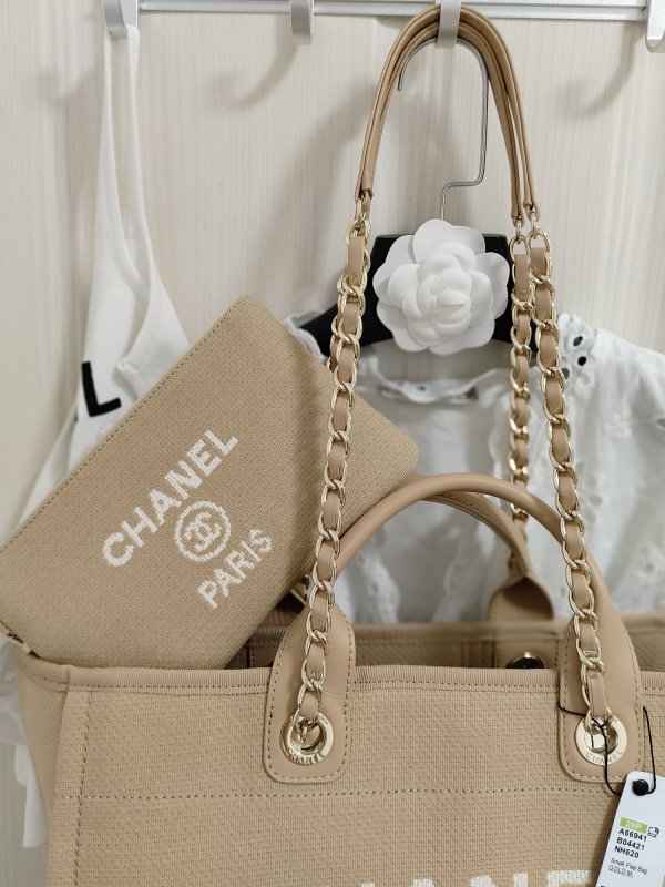 Handbag Chanel size 38 cm