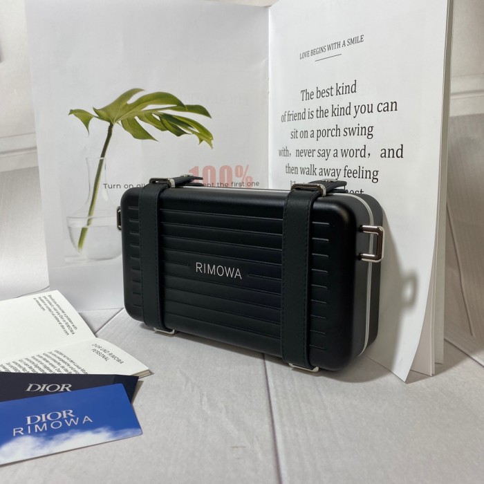 Handbag Dior size 13*20*6.5 CM