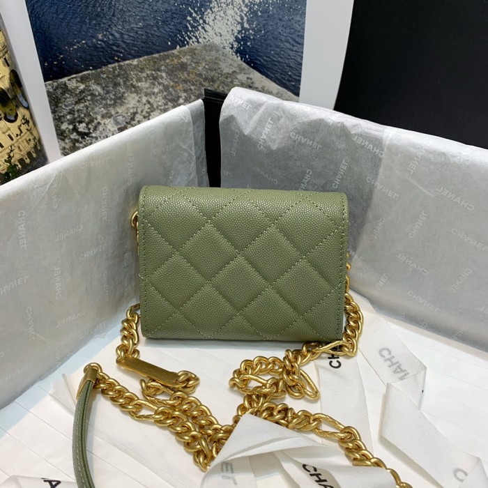 Handbag Chanel 81156 size 12 9 2.5 cm