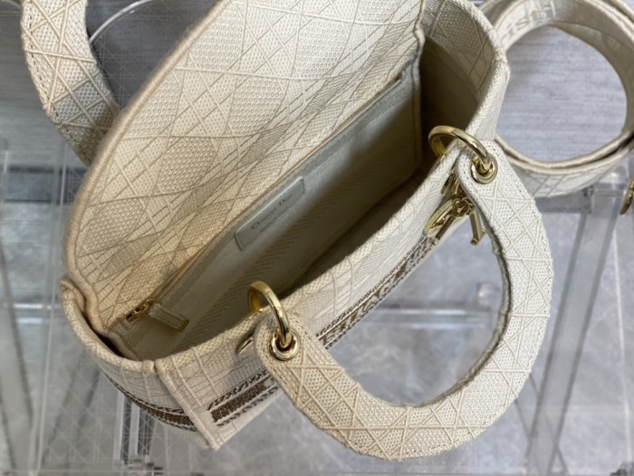 Handbag Dior size 24 cm