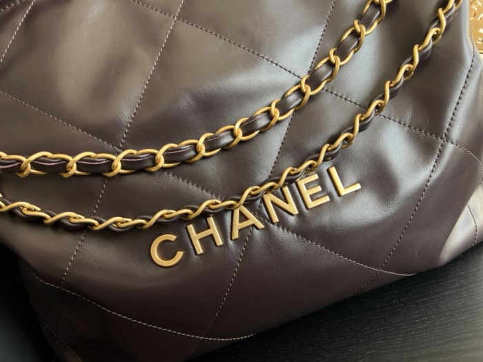 Handbag Chanel size 35cmx37cmx7 cm