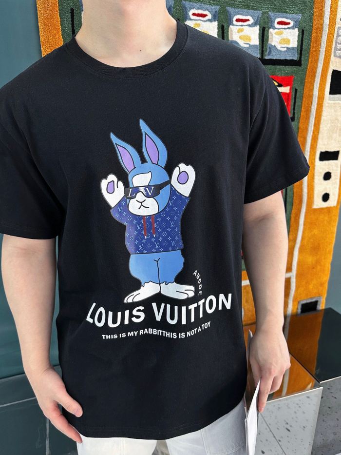 Clothes Louis Vuitton 247