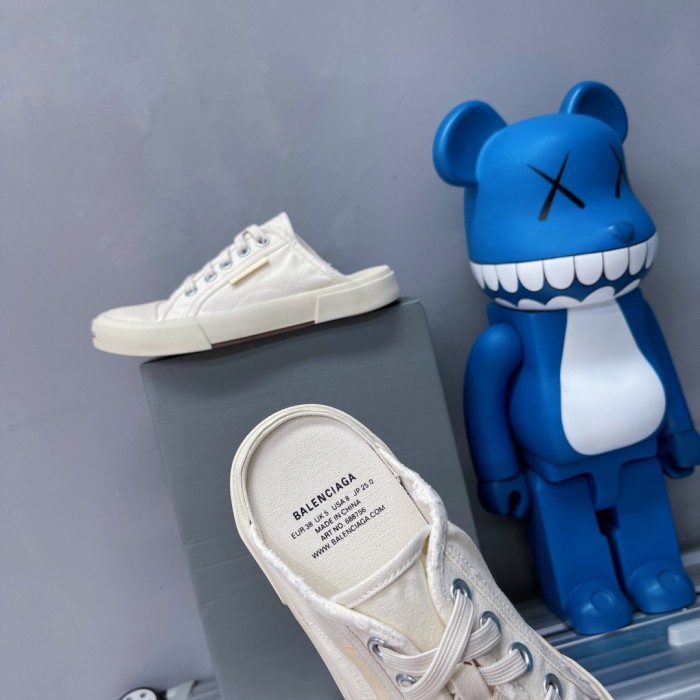 Balenciaga Paris Sneaker 2