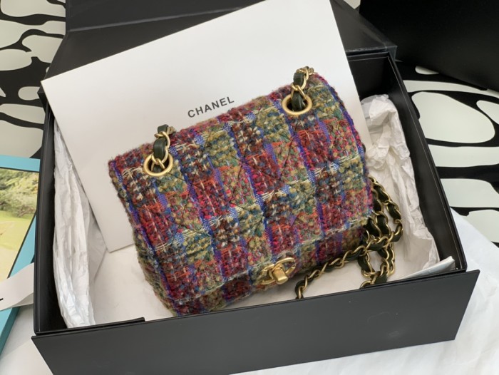 Handbag Chanel size 15*14*7* cm