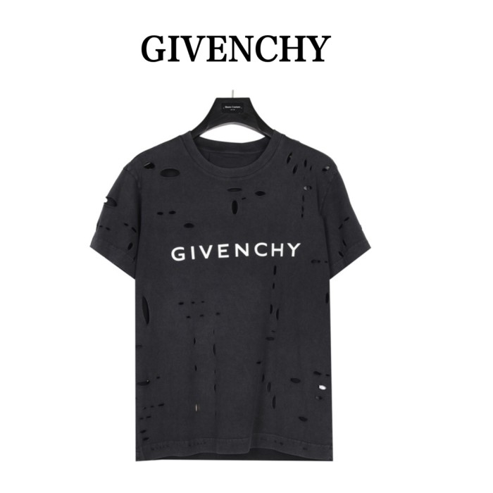 Clothes Givenchy 67