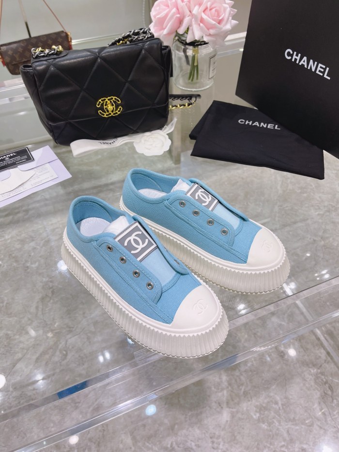 Chanel Platform Sneaker 17