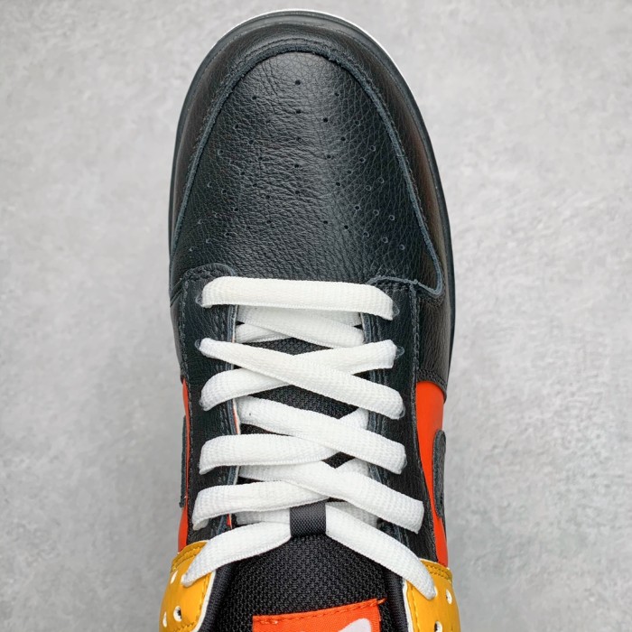 Nike Dunk SB Low Raygun