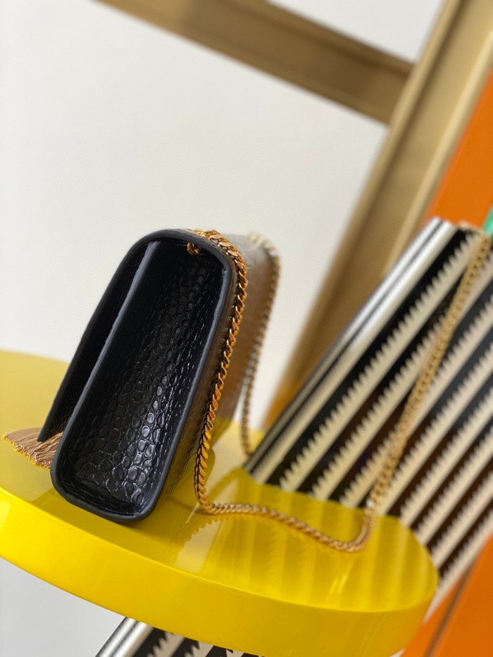 Handbags SAINT LAURENT 354119 size 24x14.5x5.5 cm