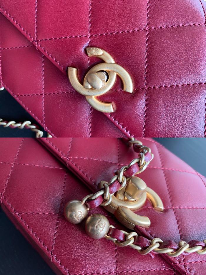 Handbag Chanel size 22 cm