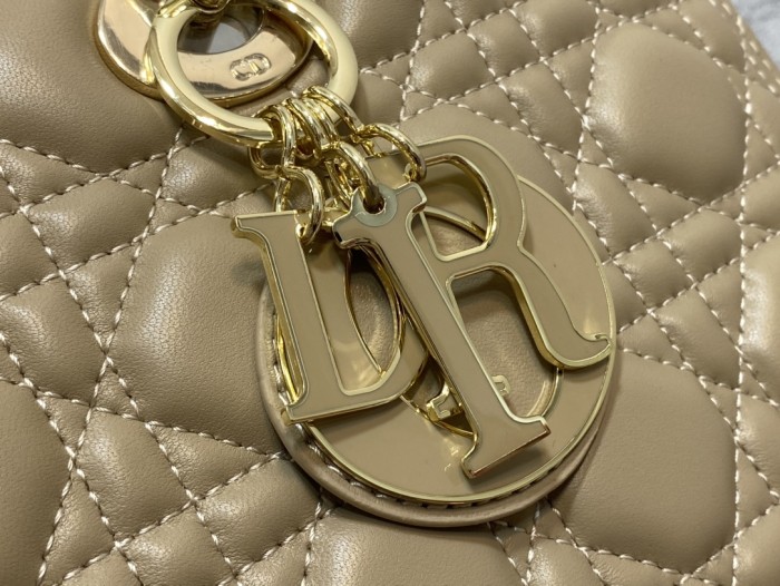 Handbag Dior size 32 cm