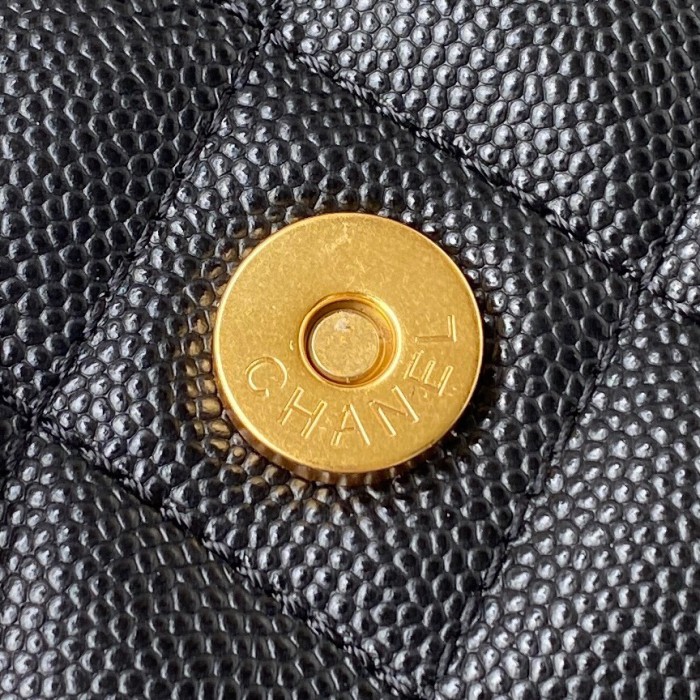 Handbag Chanel size 𝟷𝟸.𝟹*𝟷𝟿.𝟸*𝟹.𝟻 𝚌𝚖