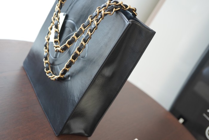 Handbag Chanel AS1945 size 32cmx30cm×10 cm