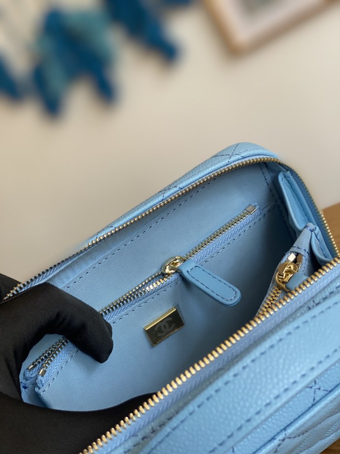 Handbag Chanel 3168 size 18.5x12.5x6 cm