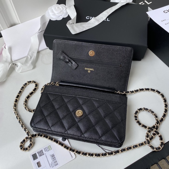 Handbag Chanel AP2136 size 19 cm