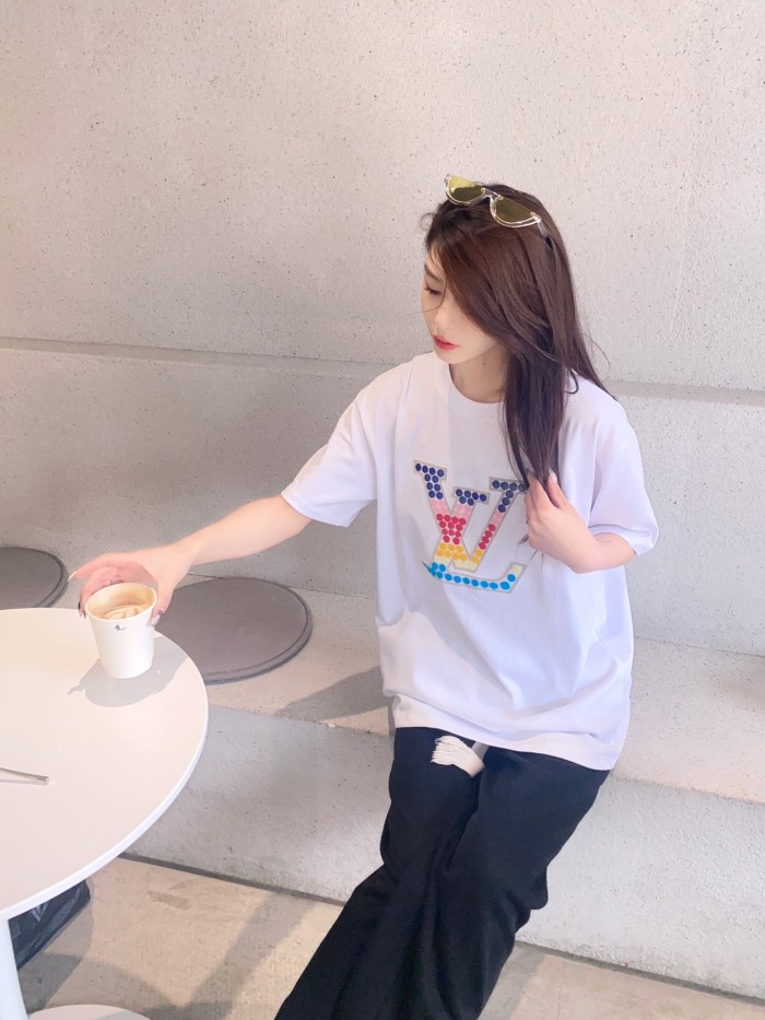 Clothes Louis Vuitton 279