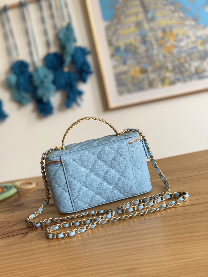 Handbag Chanel 81195 size 16 9.5 8 cm