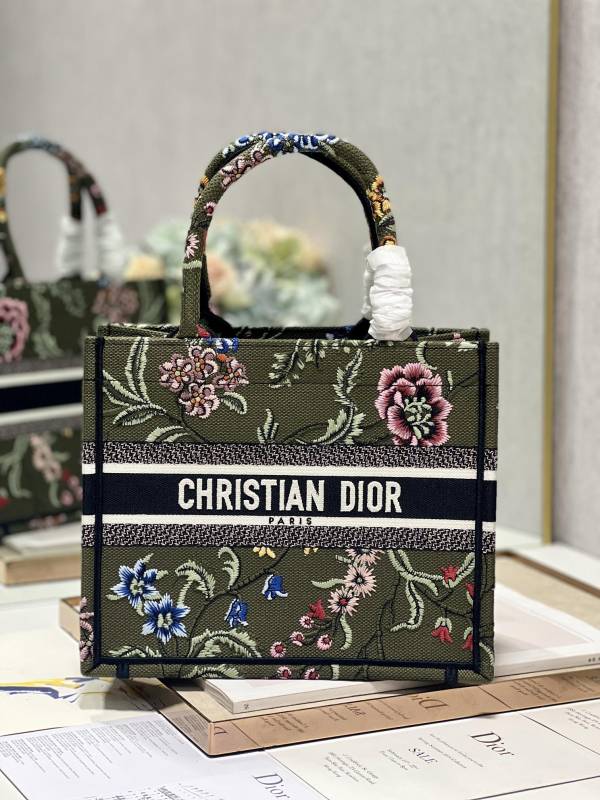Handbag Dior 1265 size 26.5×21×14 cm