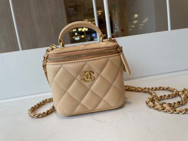 Handbag Chanel AP2198 size 11*8.5*7 cm