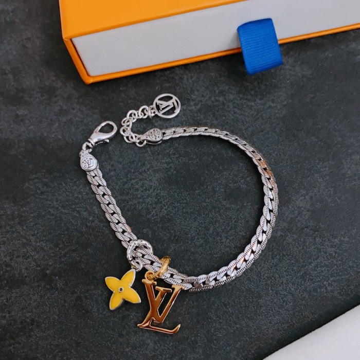 Clothes Louis Vuitton 50