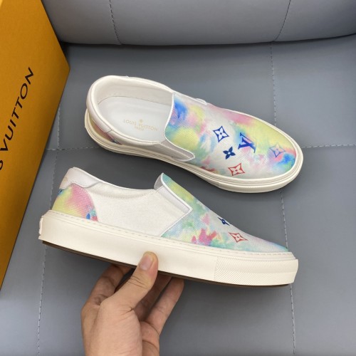 Louis Vuitton Monogram Denim sneaker 22
