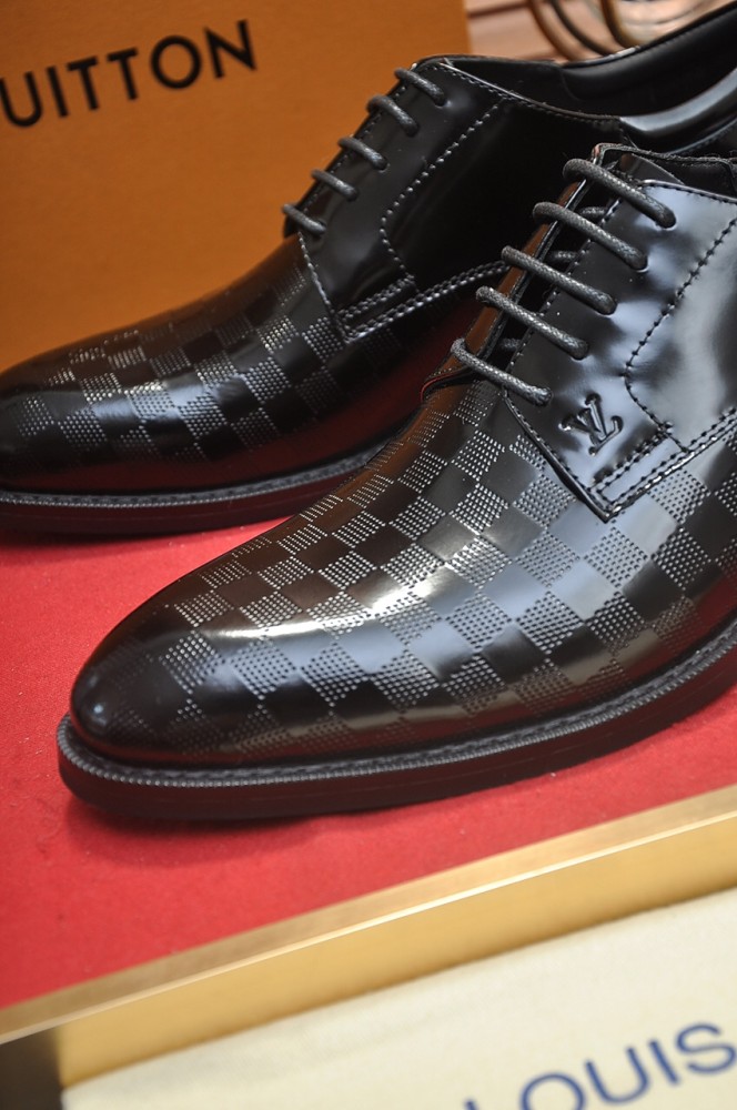 Louis Vuitton Leather Boots 44