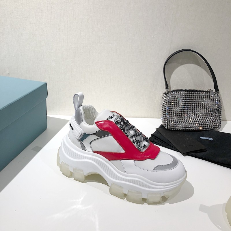 Prada Low Top sneaker 49