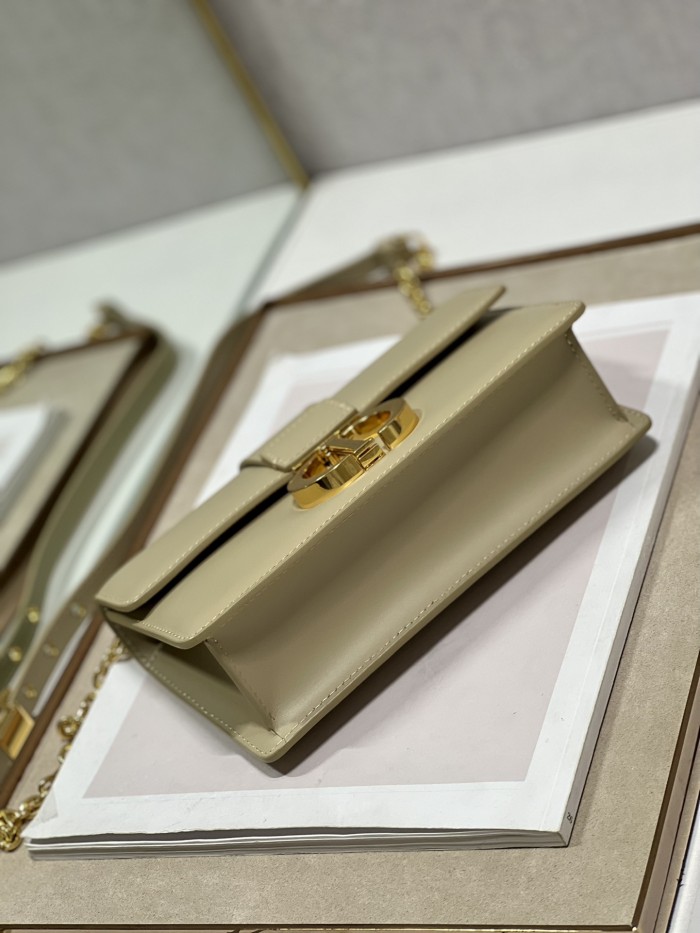 Handbag Dior 9334 size 21.5×12×6 cm